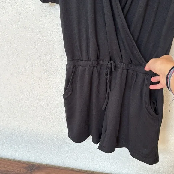 32 Degrees Romper Black size Medium - Picture 8 of 10